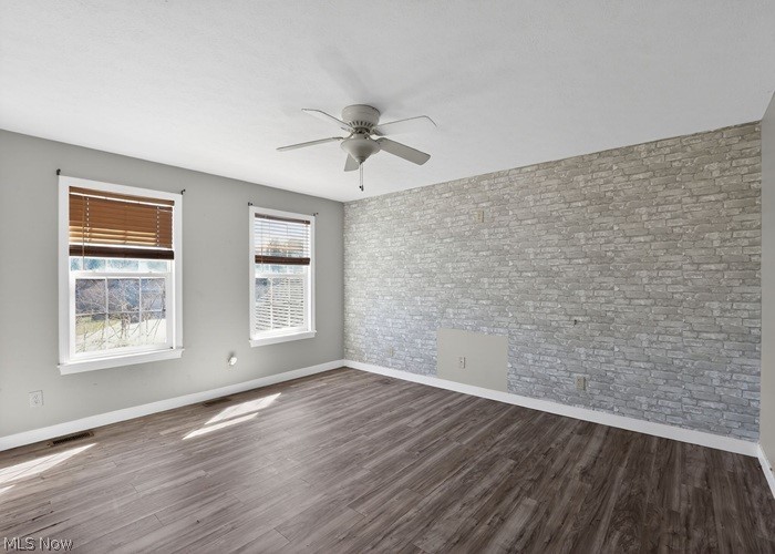 6740 Bridgestone Circle NE Canton OH 44721