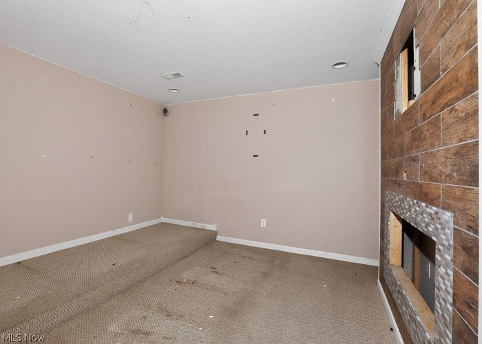 6740 Bridgestone Circle NE Canton OH 44721