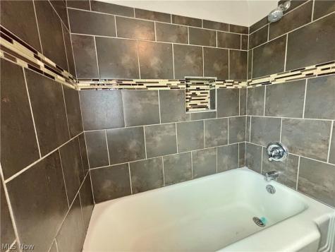 2607 Saybrook Road University Heights OH 44118