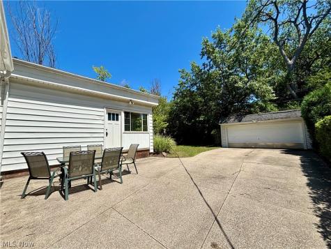 2607 Saybrook Road University Heights OH 44118