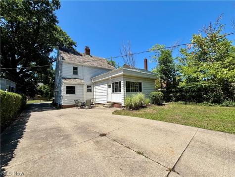 2607 Saybrook Road University Heights OH 44118
