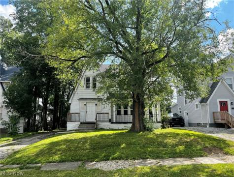 681 Moreley Avenue Akron OH 44320