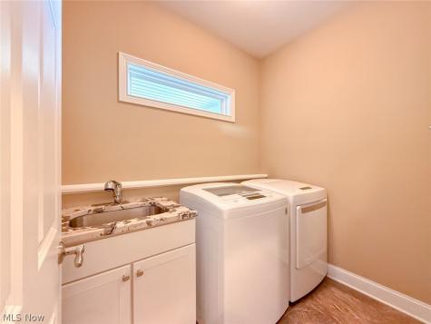 4980 Mandarin Drive Seville OH 44273