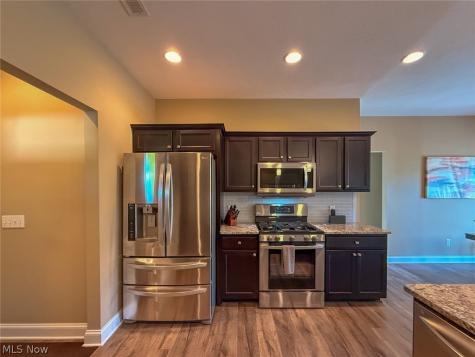 4980 Mandarin Drive Seville OH 44273
