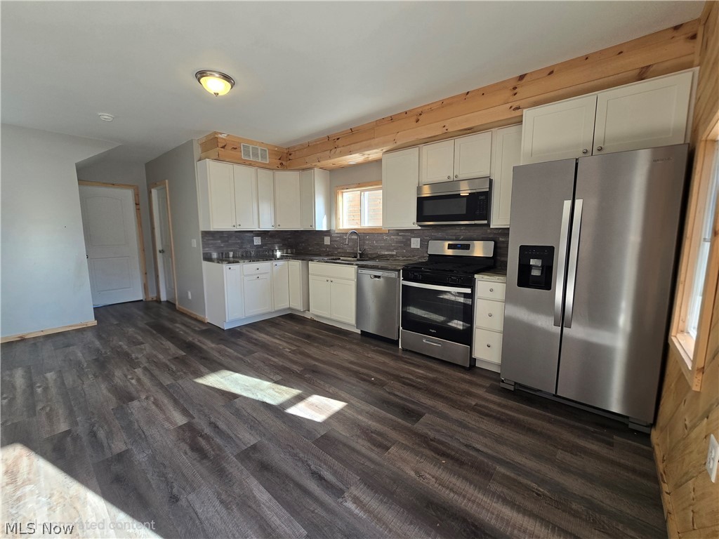 5919 Lake Road W Ashtabula OH 44004