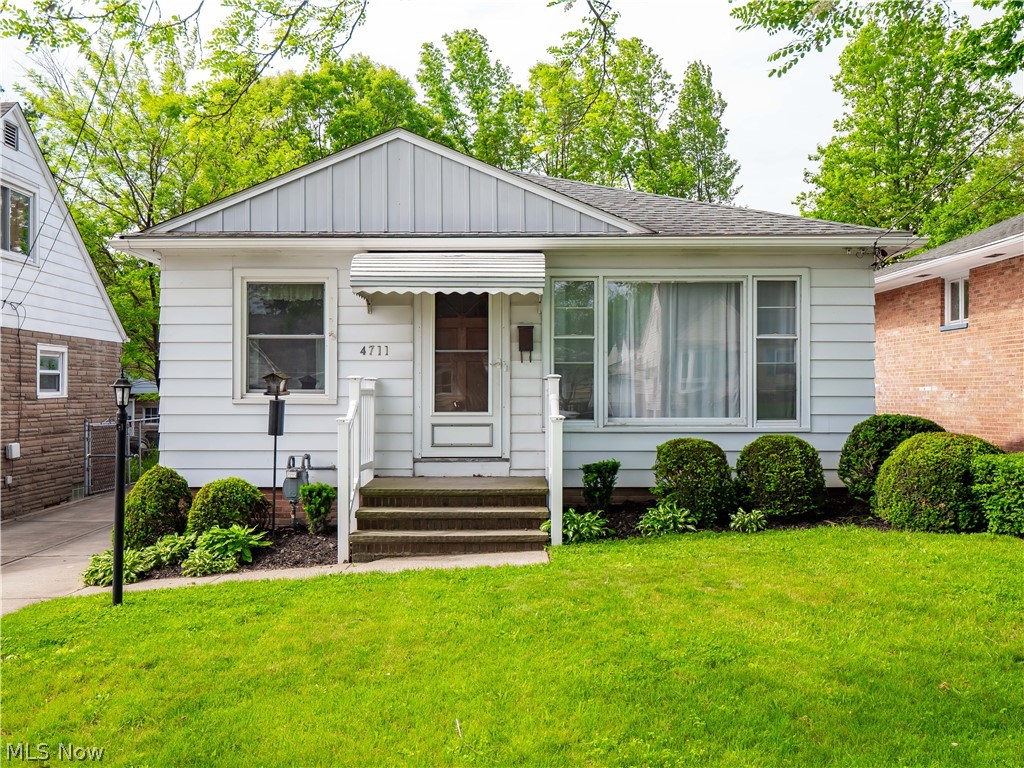 4711 Longwood Avenue Parma OH 44134
