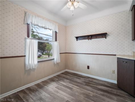 4711 Longwood Avenue Parma OH 44134