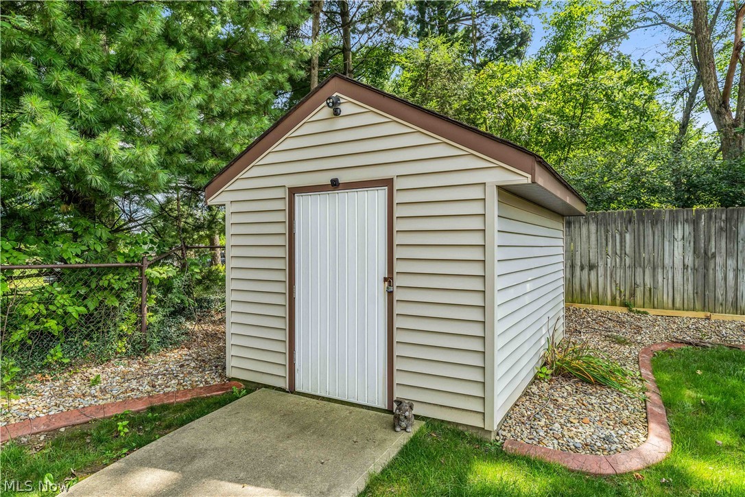 3666 Sleepy Hollow Road Brunswick Hills OH 44212