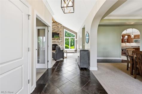 3341 Creekside Trail Cuyahoga Falls OH 44223