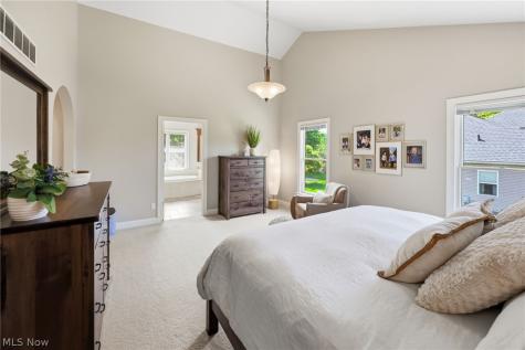 3341 Creekside Trail Cuyahoga Falls OH 44223