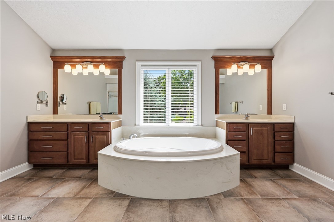 3341 Creekside Trail Cuyahoga Falls OH 44223