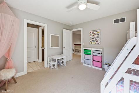 3341 Creekside Trail Cuyahoga Falls OH 44223