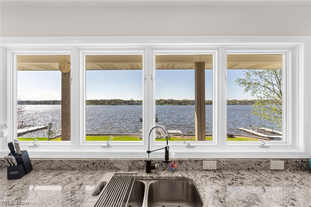 1408 NE River Road Lake Milton OH 44429