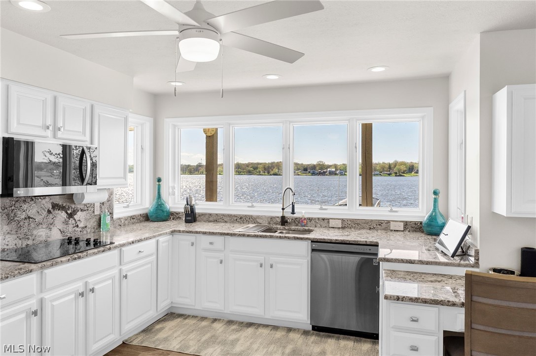 1408 NE River Road Lake Milton OH 44429