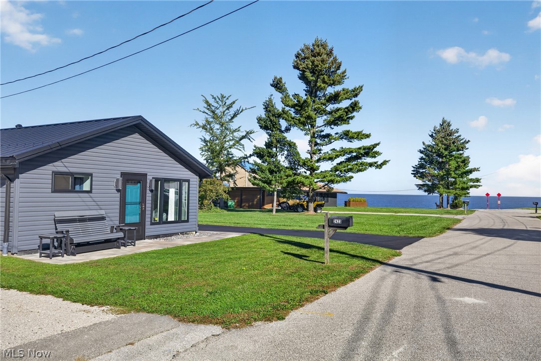 2423 Linwood Drive Ashtabula OH 44004
