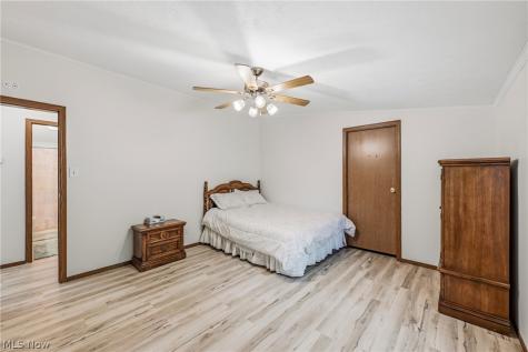 429 Hickory Grove Road Deerfield OH 44411