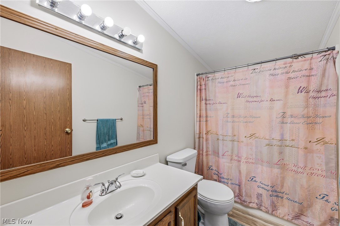 429 Hickory Road Deerfield OH 44411