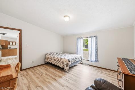 429 Hickory Grove Road Deerfield OH 44411