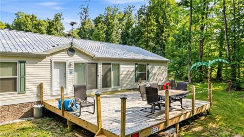 429 Hickory Grove Road Deerfield OH 44411