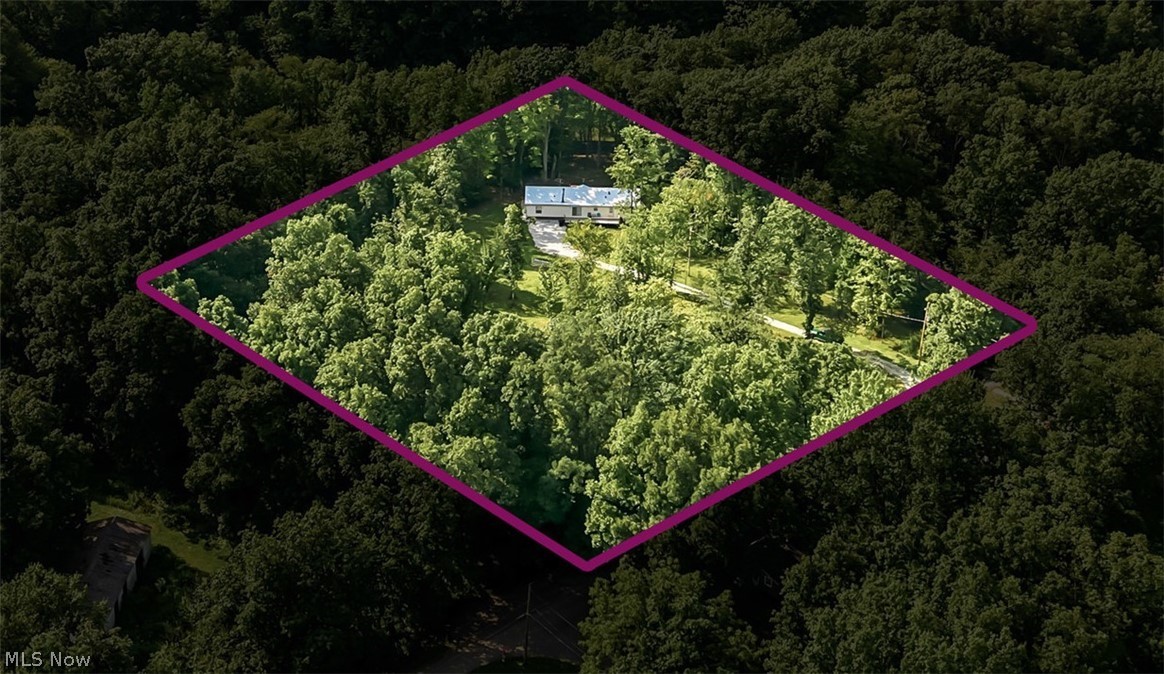 429 Hickory Road Deerfield OH 44411