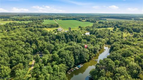 429 Hickory Grove Road Deerfield OH 44411