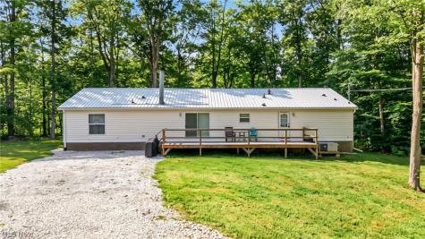 429 Hickory Grove Road Deerfield OH 44411