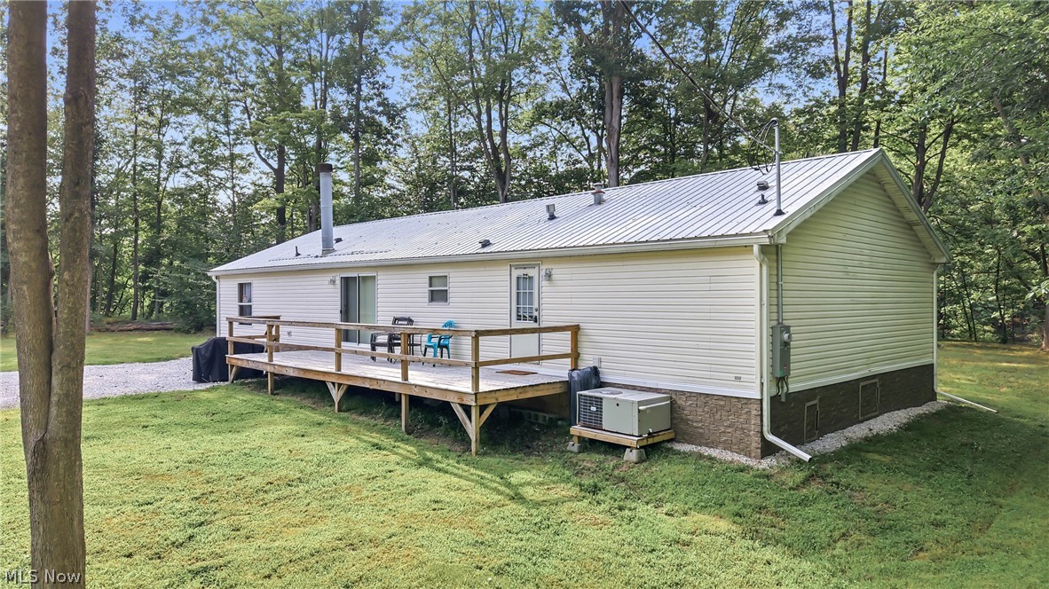 429 Hickory Road Deerfield OH 44411