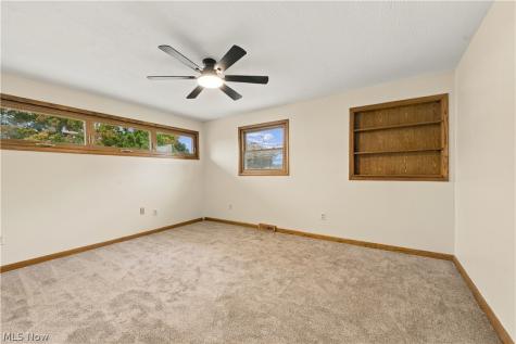 1423 Forrest Drive Barberton OH 44203