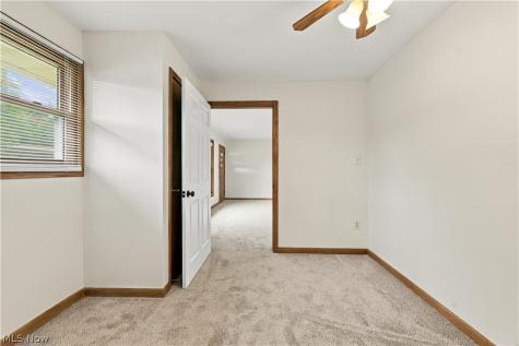 1423 Forrest Drive Barberton OH 44203