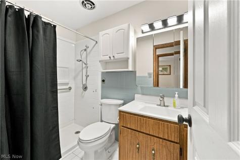 1423 Forrest Drive Barberton OH 44203