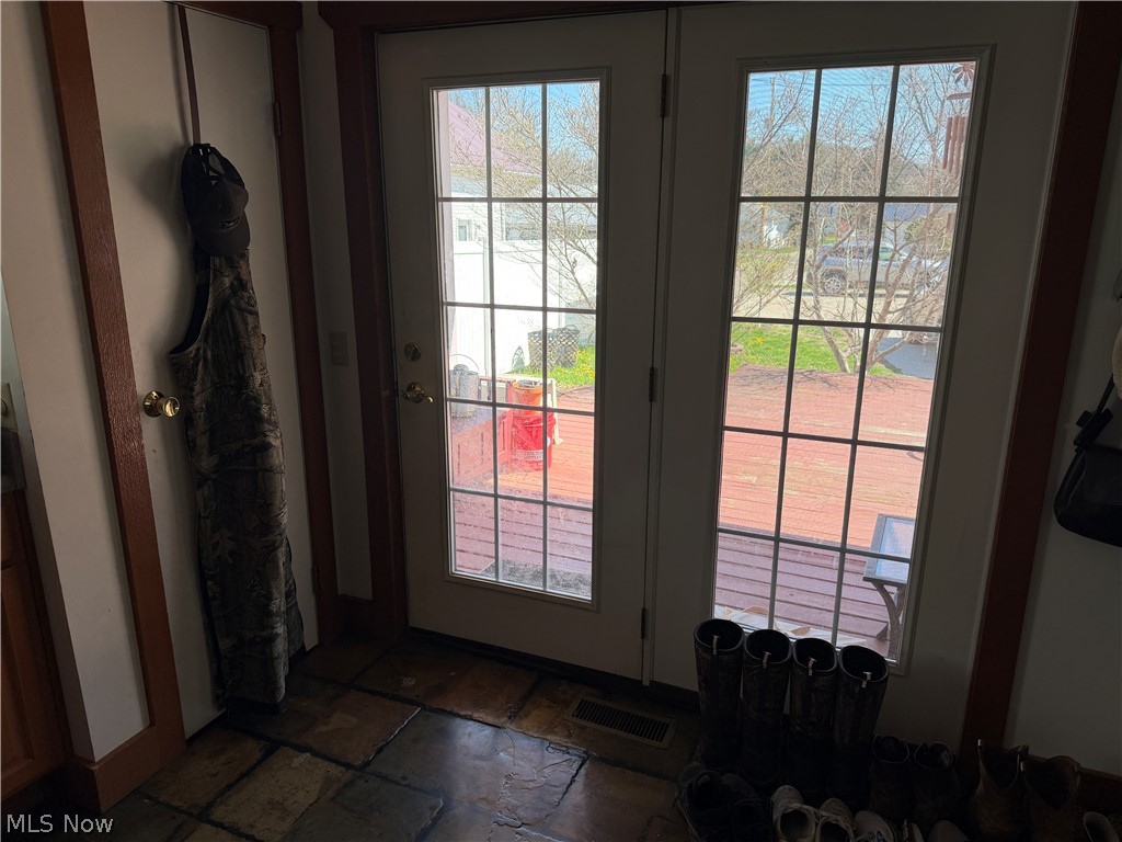 417 2nd Street NE New Philadelphia OH 44663