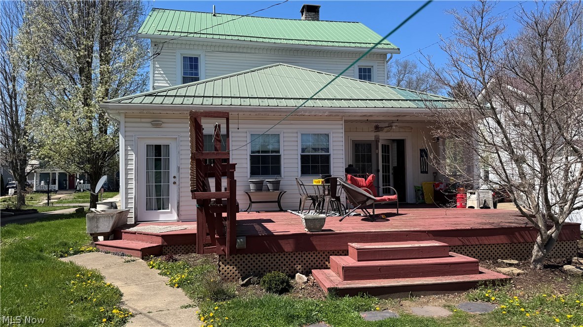 417 2nd Street NE New Philadelphia OH 44663