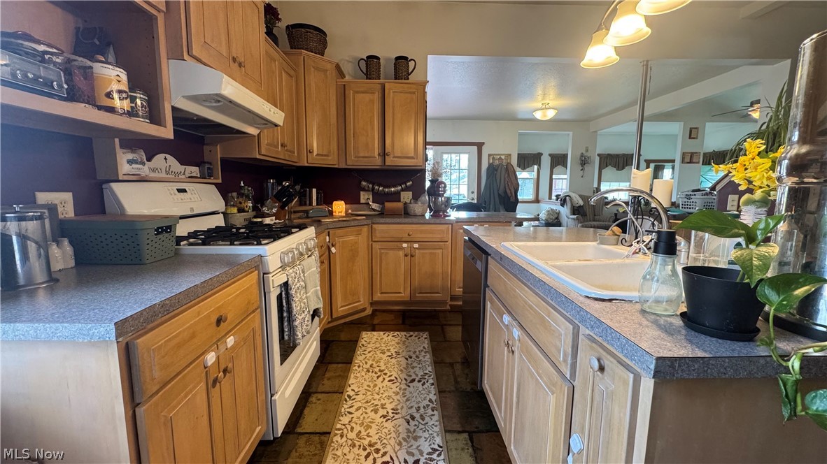 417 2nd Street NE New Philadelphia OH 44663
