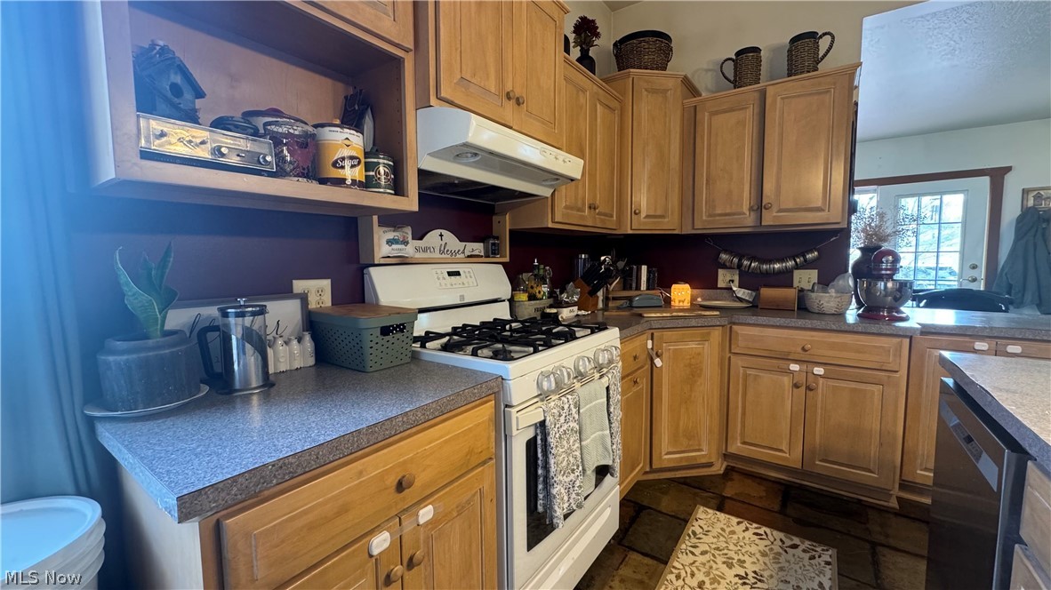 417 2nd Street NE New Philadelphia OH 44663