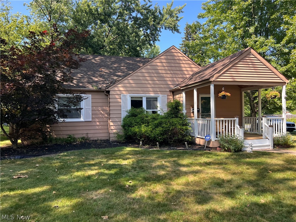 24104 Smith Avenue Westlake OH 44145