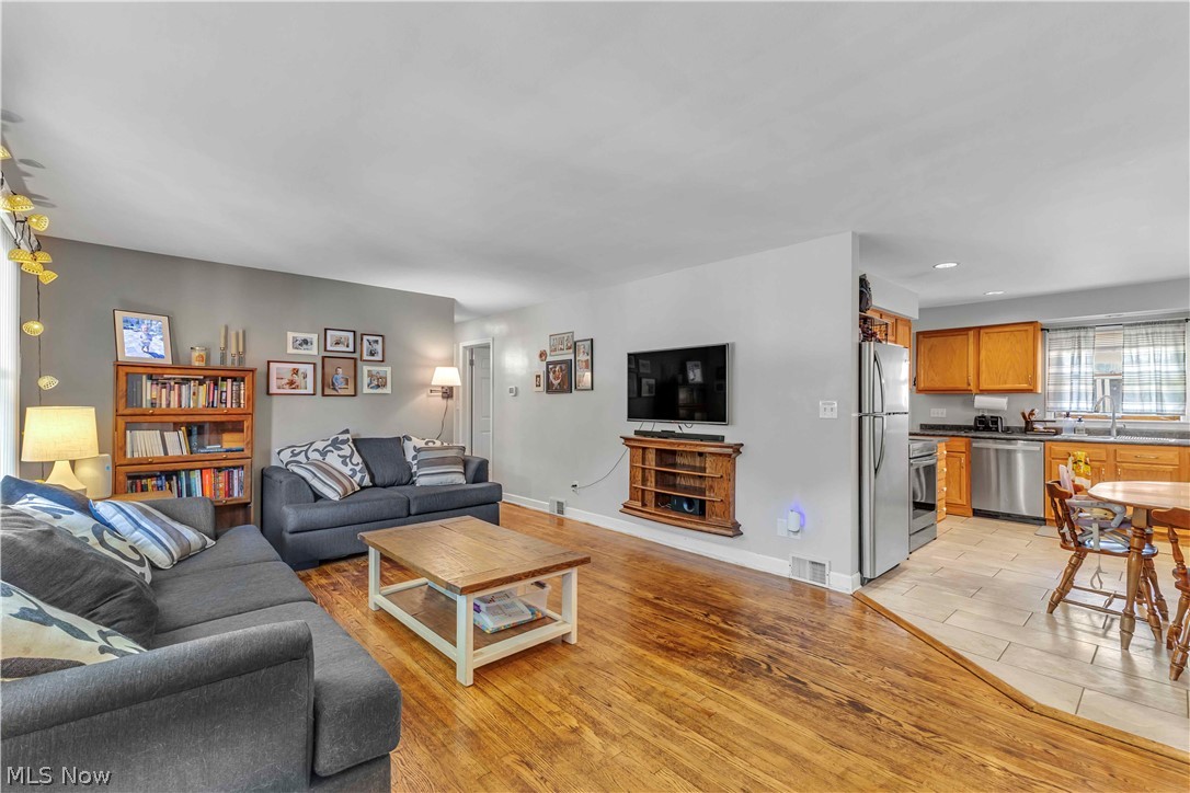 288 Fremont Avenue Akron OH 44312
