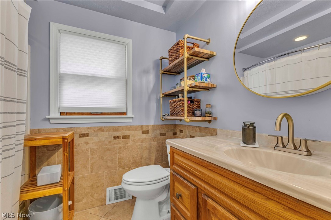 288 Fremont Avenue Akron OH 44312