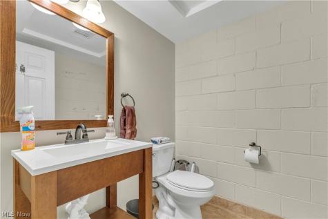 288 Fremont Avenue Akron OH 44312