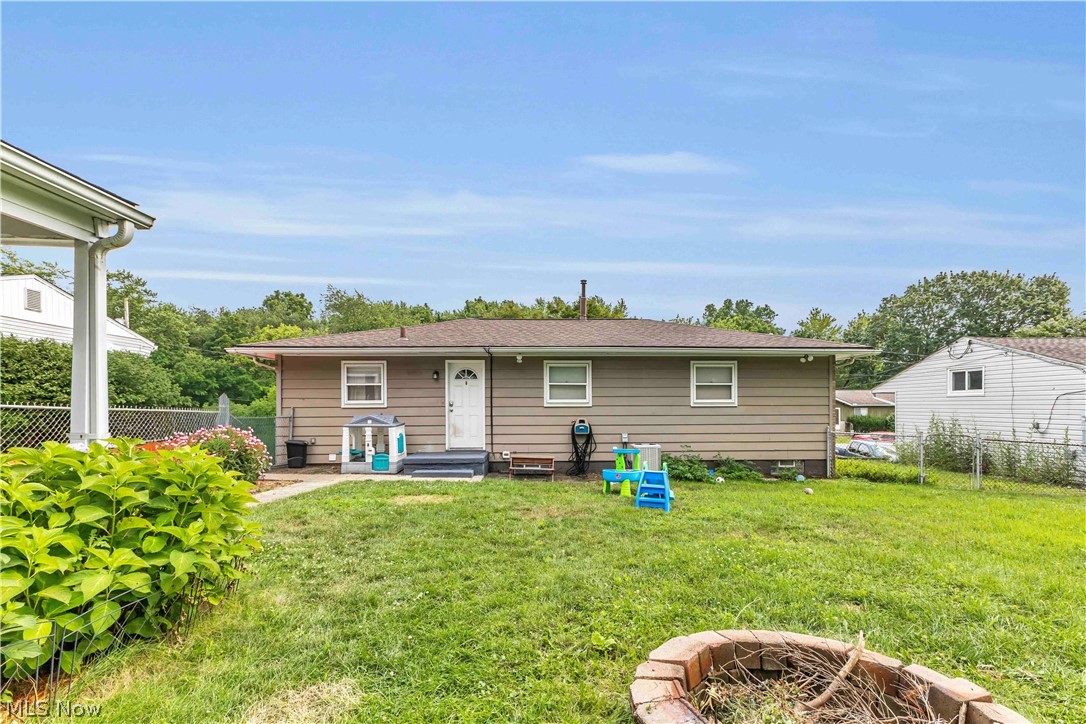 288 Fremont Avenue Akron OH 44312