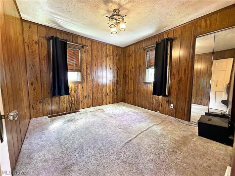 1502 Slusser Road Akron OH 44305