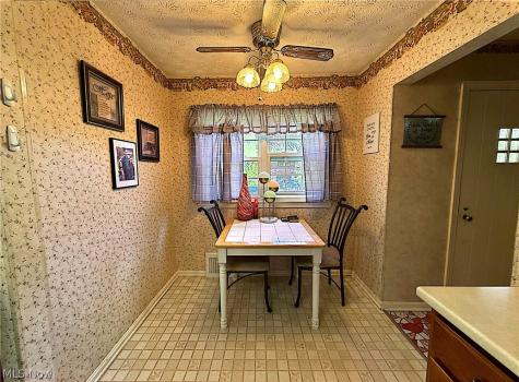 1502 Slusser Road Akron OH 44305