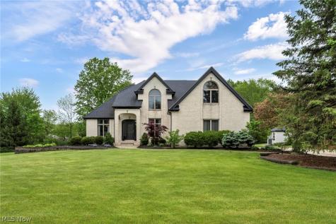 9871 Highland Drive Brecksville OH 44141
