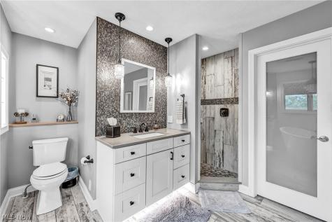 9871 Highland Drive Brecksville OH 44141