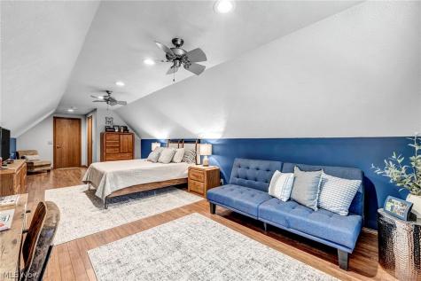 9871 Highland Drive Brecksville OH 44141