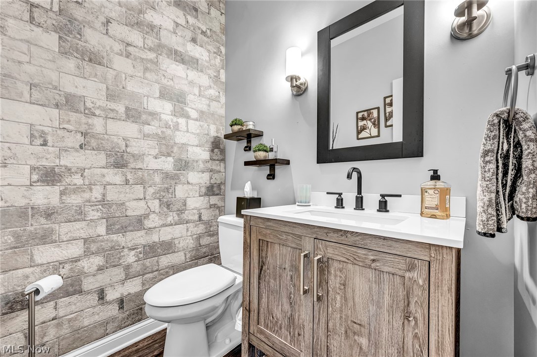 9871 Highland Drive Brecksville OH 44141