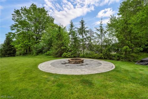 9871 Highland Drive Brecksville OH 44141