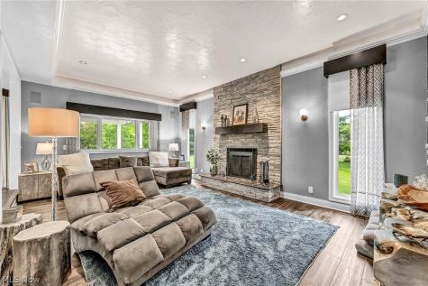 9871 Highland Drive Brecksville OH 44141