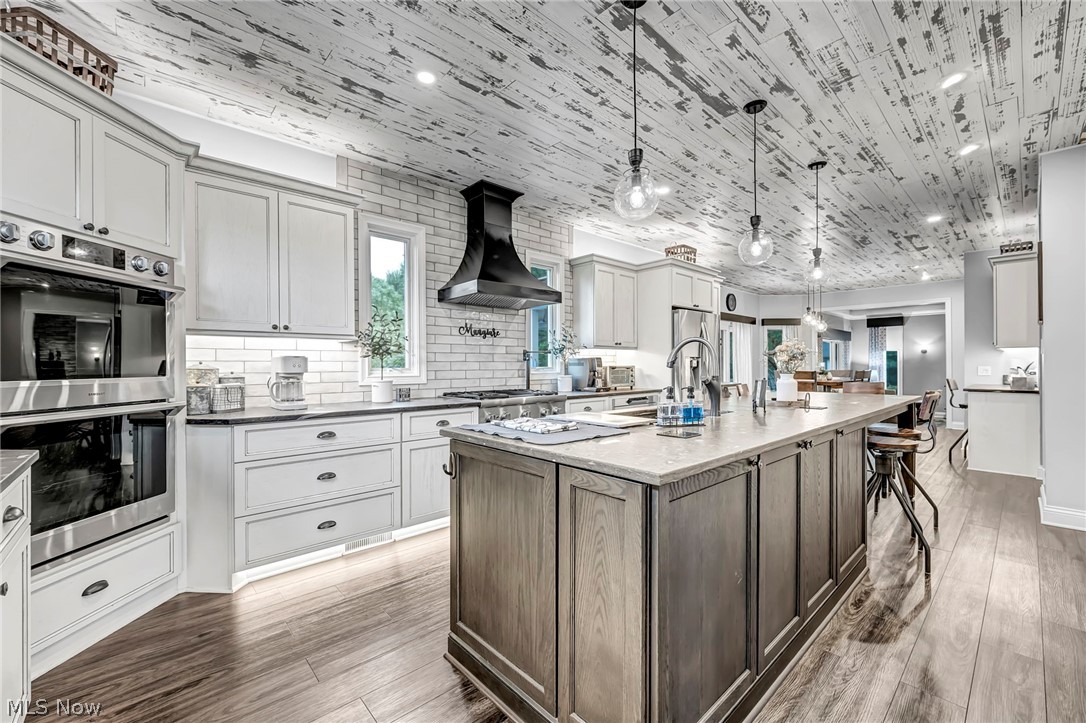 9871 Highland Drive Brecksville OH 44141