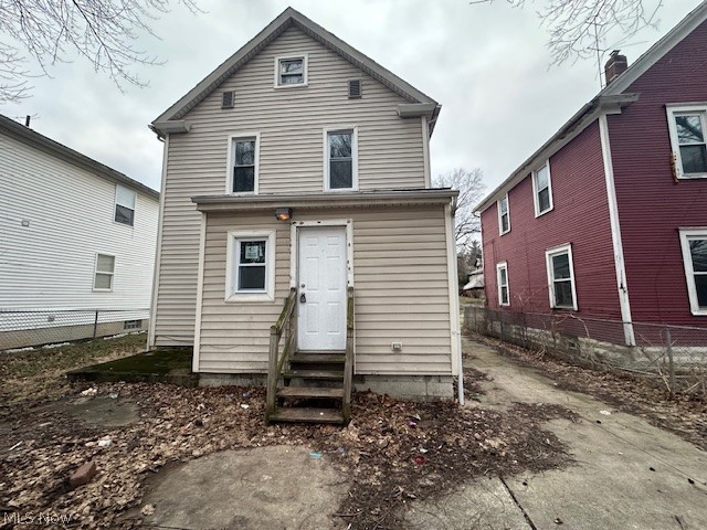 483 Douglas Street Akron OH 44307