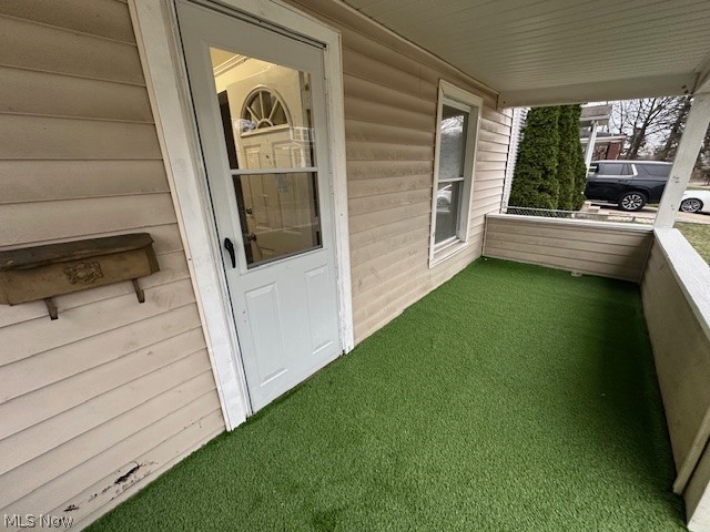 483 Douglas Street Akron OH 44307